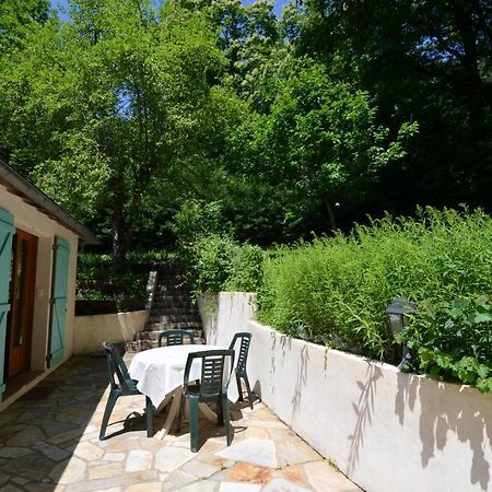 Gite Au Bord De La Riviere Gijou Saint-Pierre-de-Trivisy Экстерьер фото