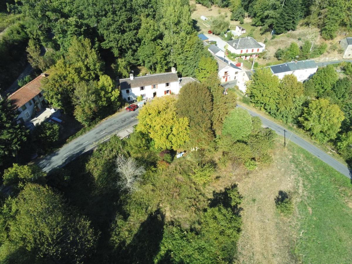 Gite Au Bord De La Riviere Gijou Saint-Pierre-de-Trivisy Экстерьер фото