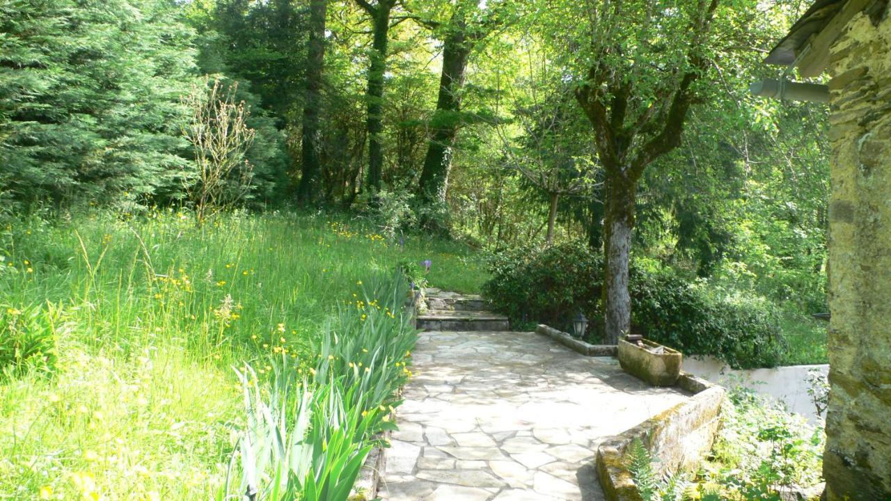Gite Au Bord De La Riviere Gijou Saint-Pierre-de-Trivisy Экстерьер фото